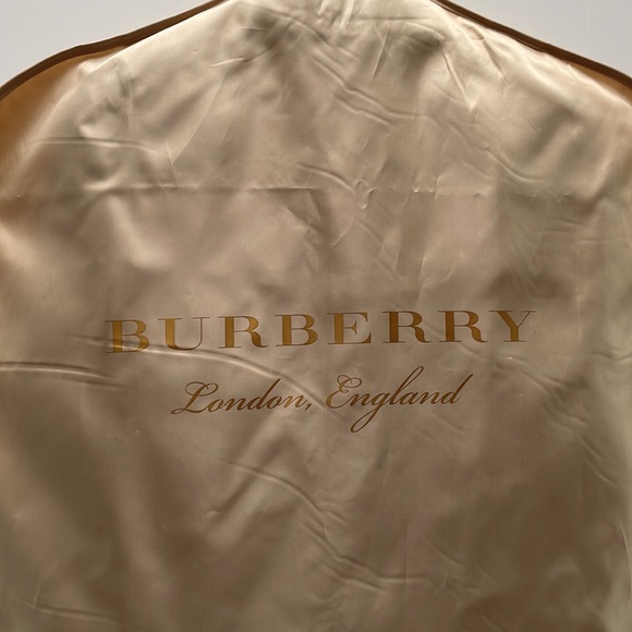 New! Burberry Sky Blue Trench Coat 🧥 - Picture 6 of 16